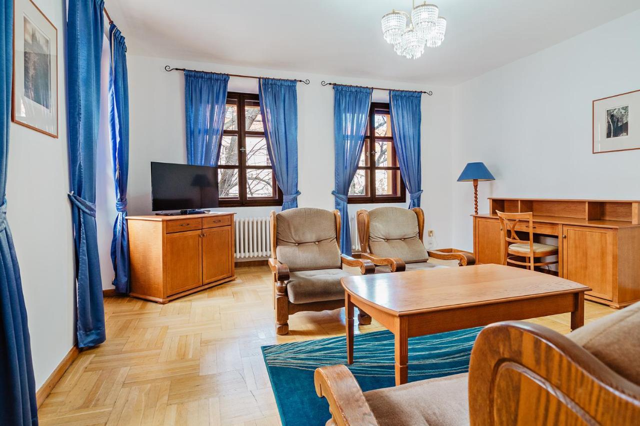 U Cerneho Medveda- At The Black Bear Apartman Prága Kültér fotó