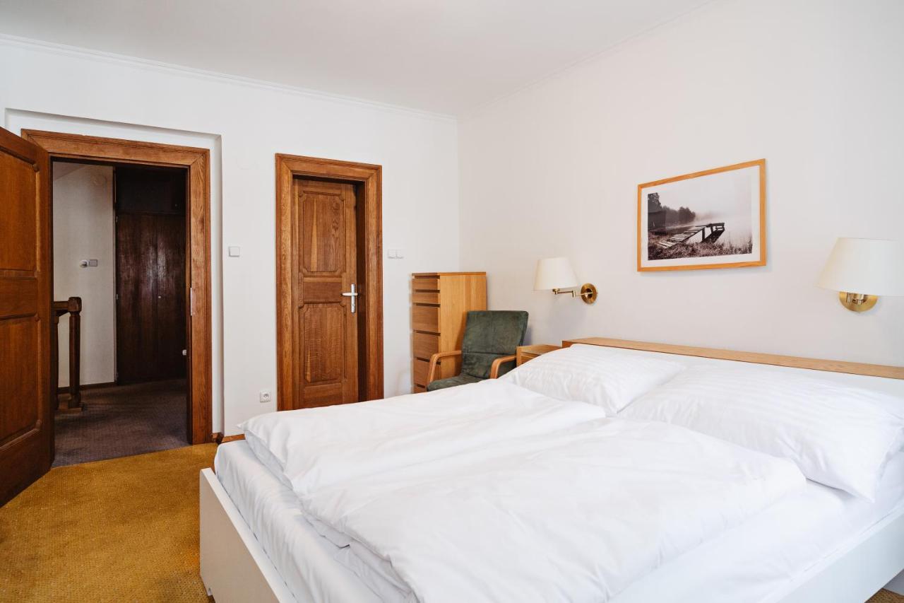 U Cerneho Medveda- At The Black Bear Apartman Prága Kültér fotó